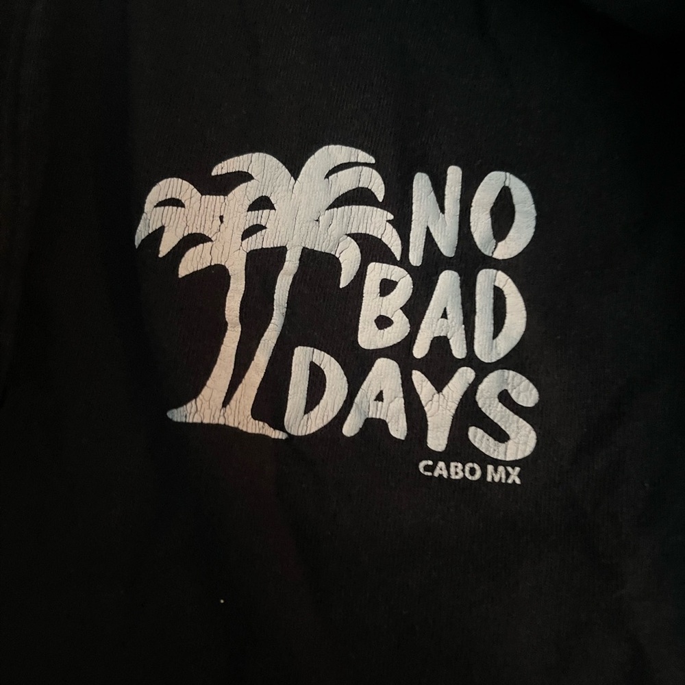'No Bad Days' Graphic Tee